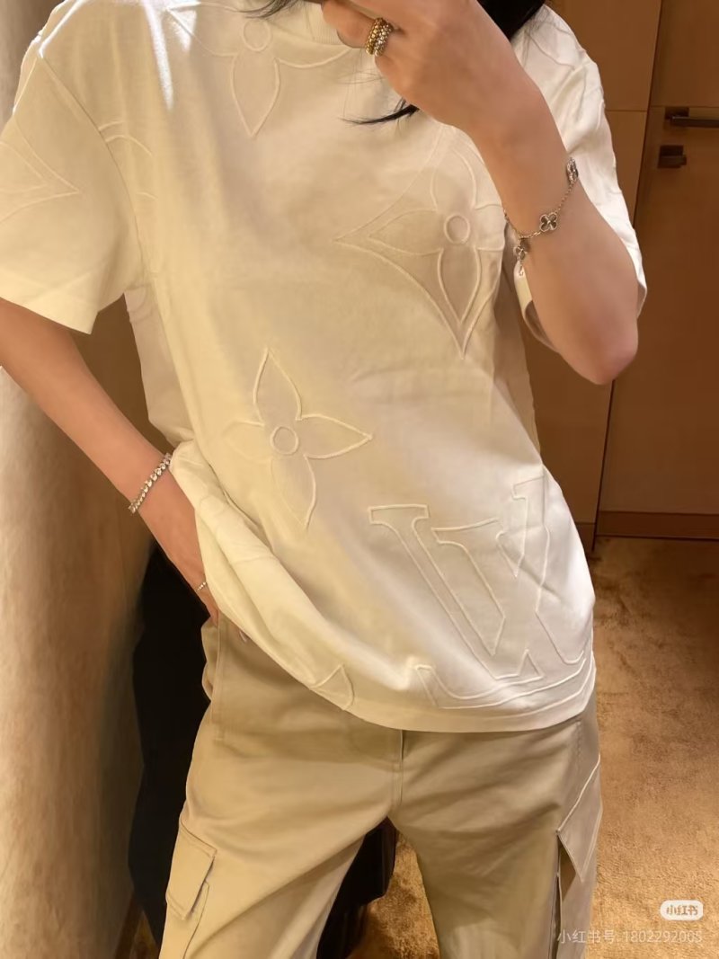 Louis Vuitton Monogram White Short Sleeve T-Shirt view