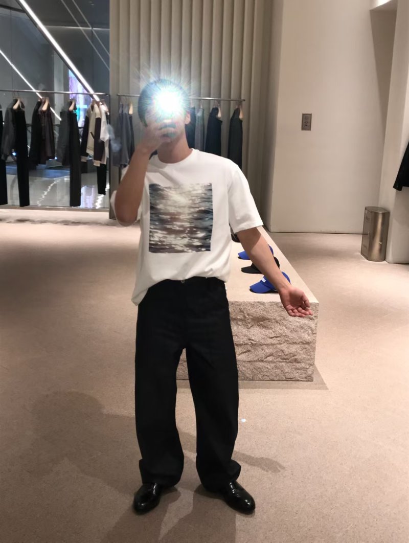 Alexander McQueen White Graphic Logo T-Shirt view