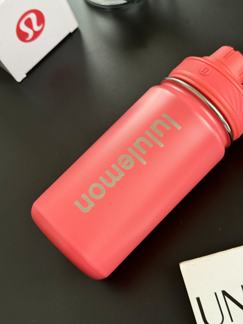 Lululemon Insulated Water Bottle 500ml Coral Red