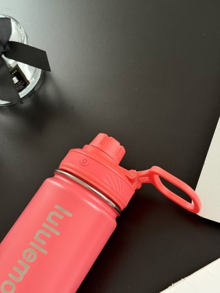 Lululemon Insulated Water Bottle 500ml Coral Red view 2