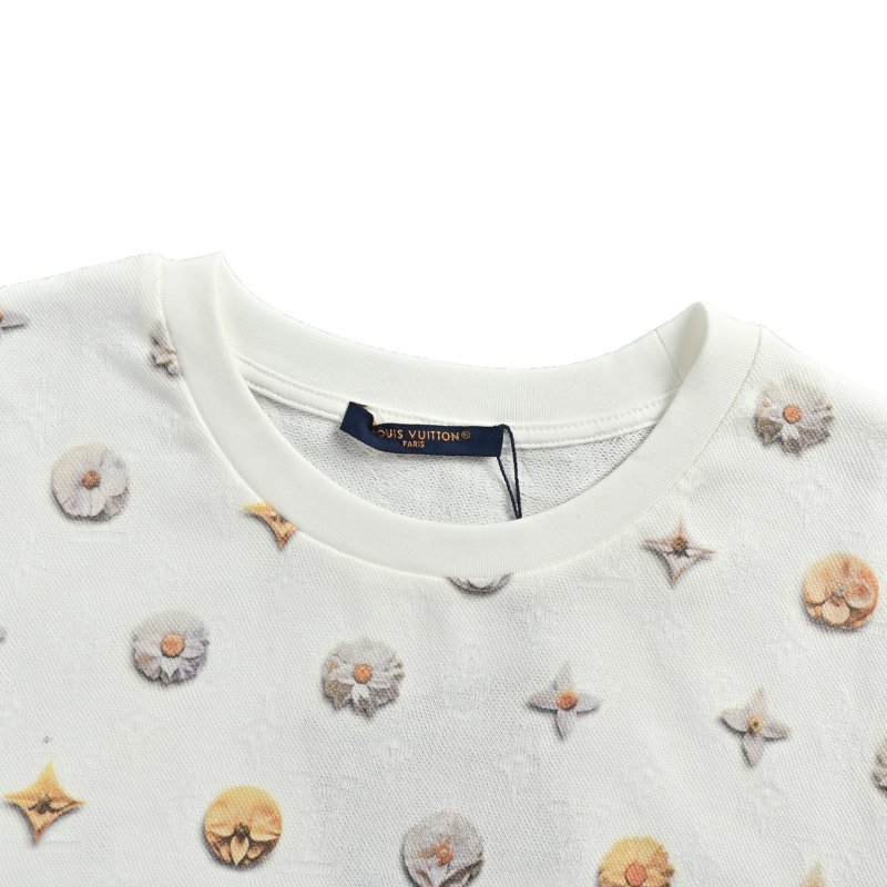 Louis Vuitton Monogram T-Shirt White view
