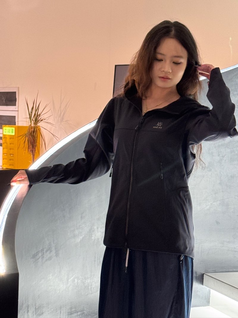 Kailas M8 Thickened Softshell Jacket Black view