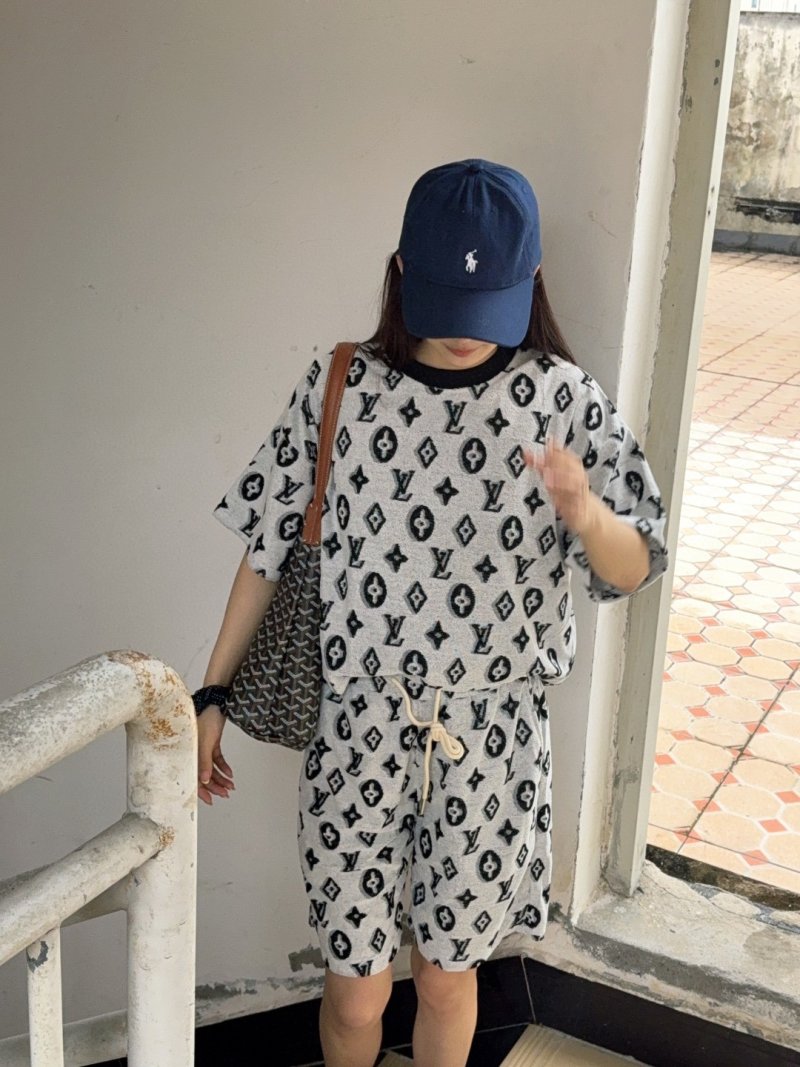 Louis Vuitton Monogram Shorts Grey Navy view