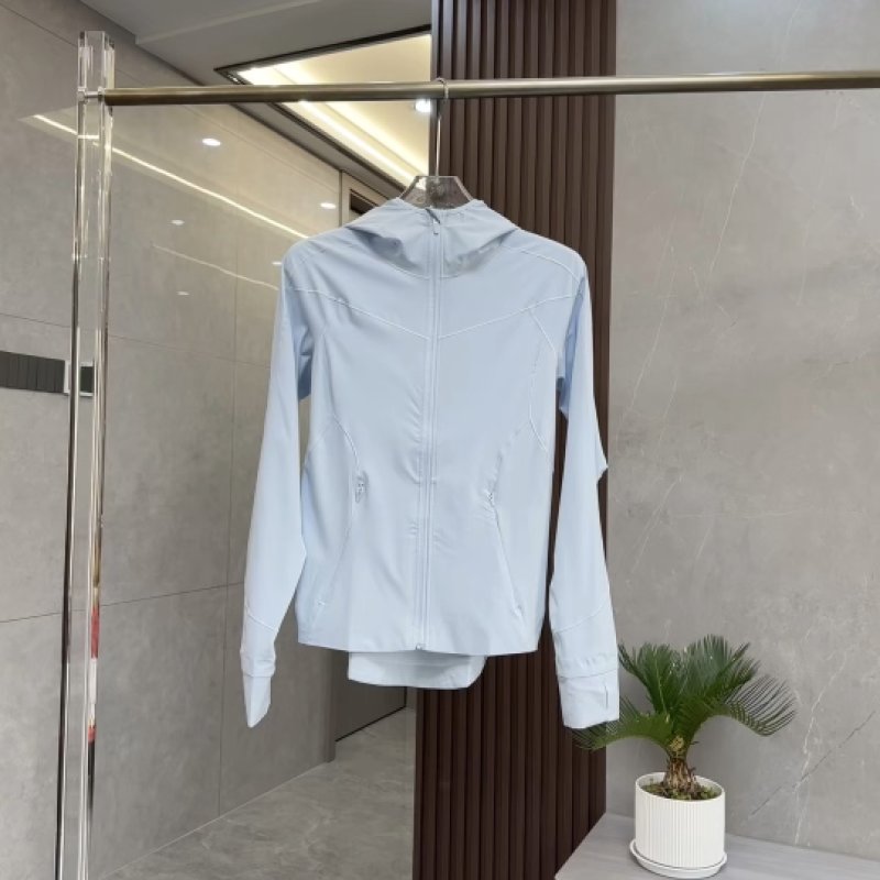 Lululemon Mist Over Hooded Windbreaker Jacket Sky Blue