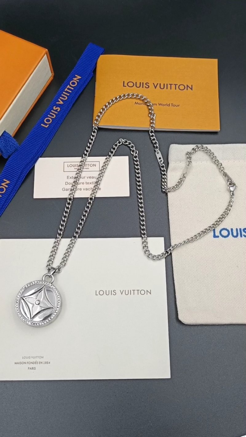 Louis Vuitton Twisted Flower Monogram Crystal Pendant Necklace Silver