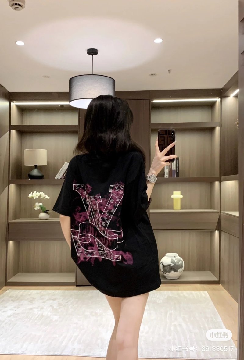 Black Oversized Logo Graphic T-Shirt view