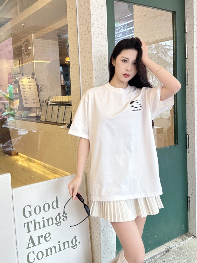White Minimalist Logo Short Sleeve T-Shirt view