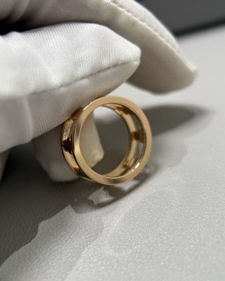 Qeelin Polished Gold Gourd Luck Ring view 8