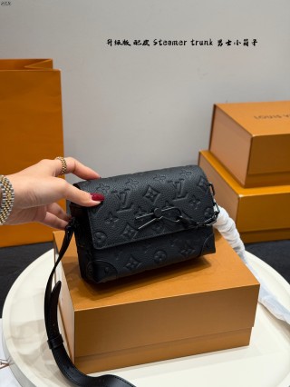 Louis Vuitton Steamer Trunk Camera Bag Black view 2