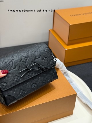Louis Vuitton Steamer Trunk Camera Bag Black view 3