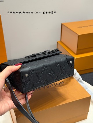 Louis Vuitton Steamer Trunk Camera Bag Black view 5