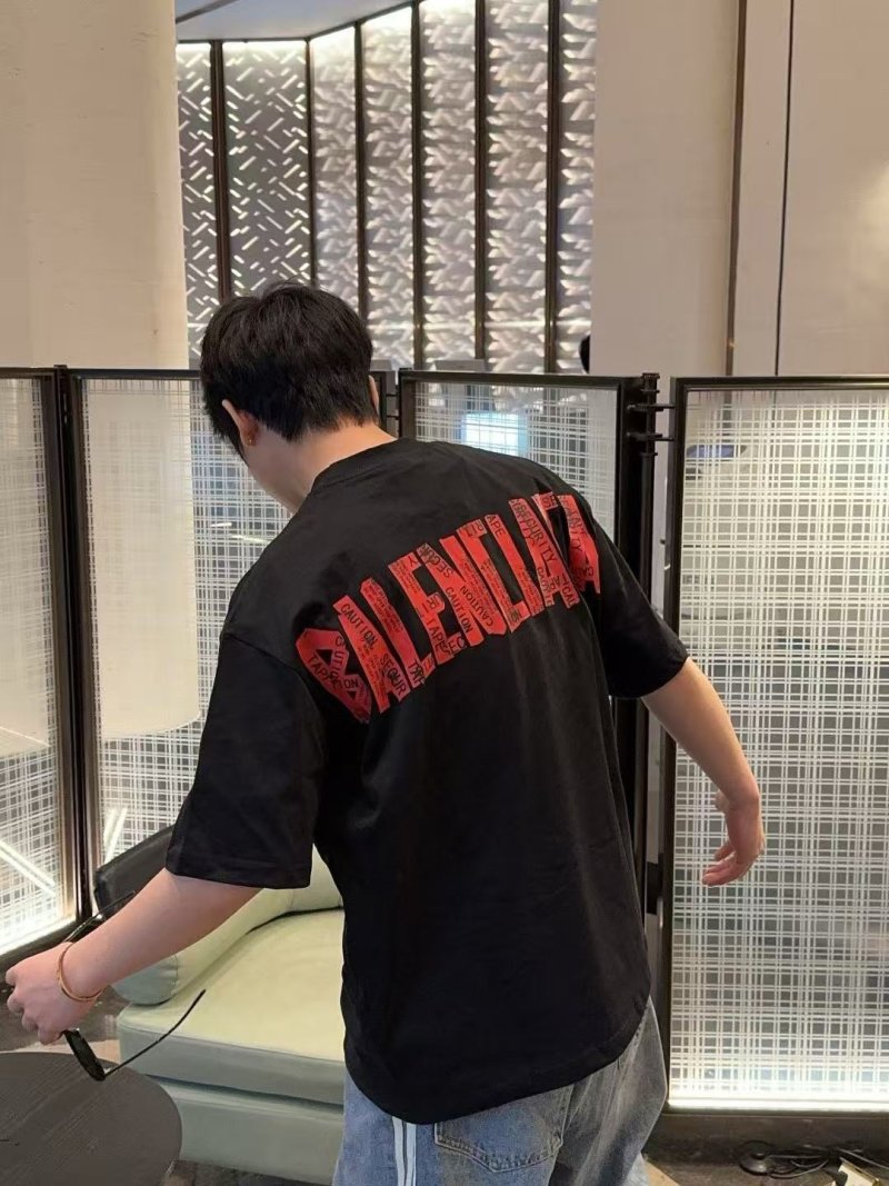 Balenciaga Red Logo Black T-Shirt view