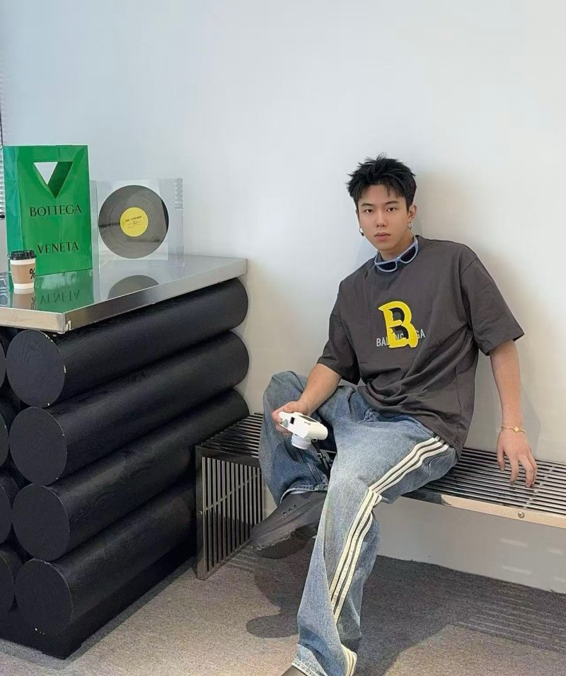Balenciaga Logo Print Oversized T-Shirt Charcoal view