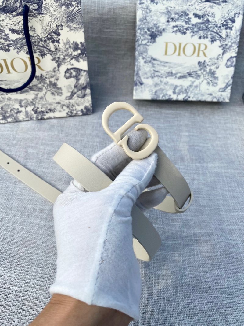 Dior CD Leather Belt Cream view