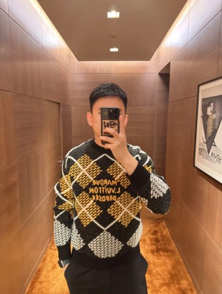 Dolce & Gabbana Black Gold Argyle Knit Sweater