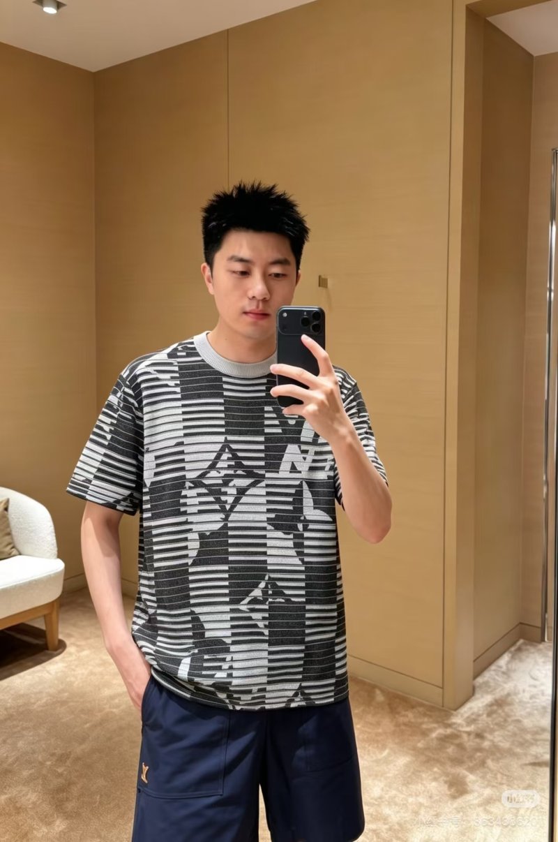 Black & White Striped Graphic Short Sleeve T-Shirt view