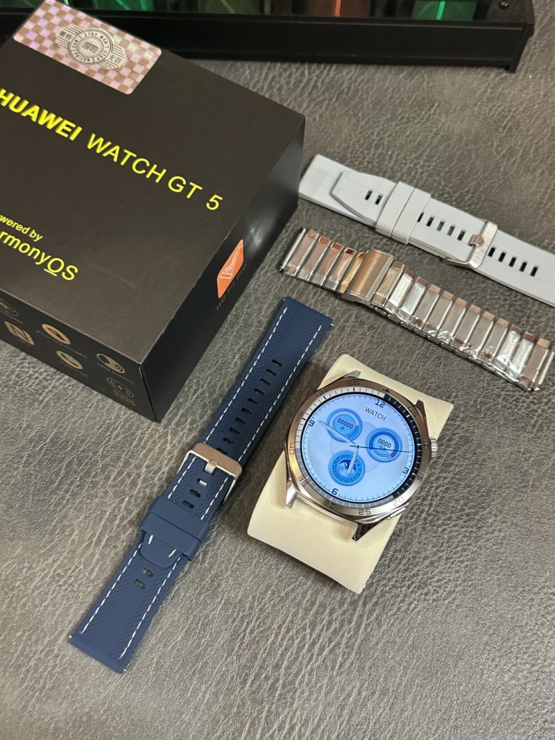 GT5 Smartwatch Topaz Blue with Multiple Bands