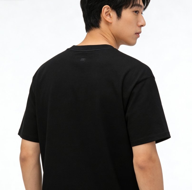 Ami Black Heart Logo Short Sleeve T-Shirt view