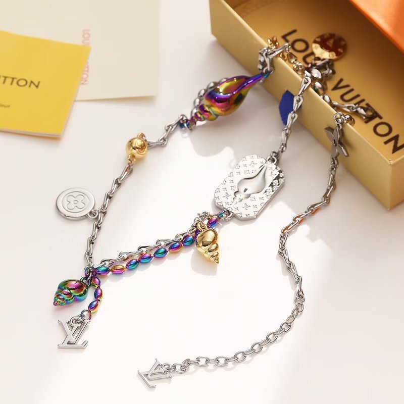 Louis Vuitton Shell Charm Necklace Silver Rainbow view