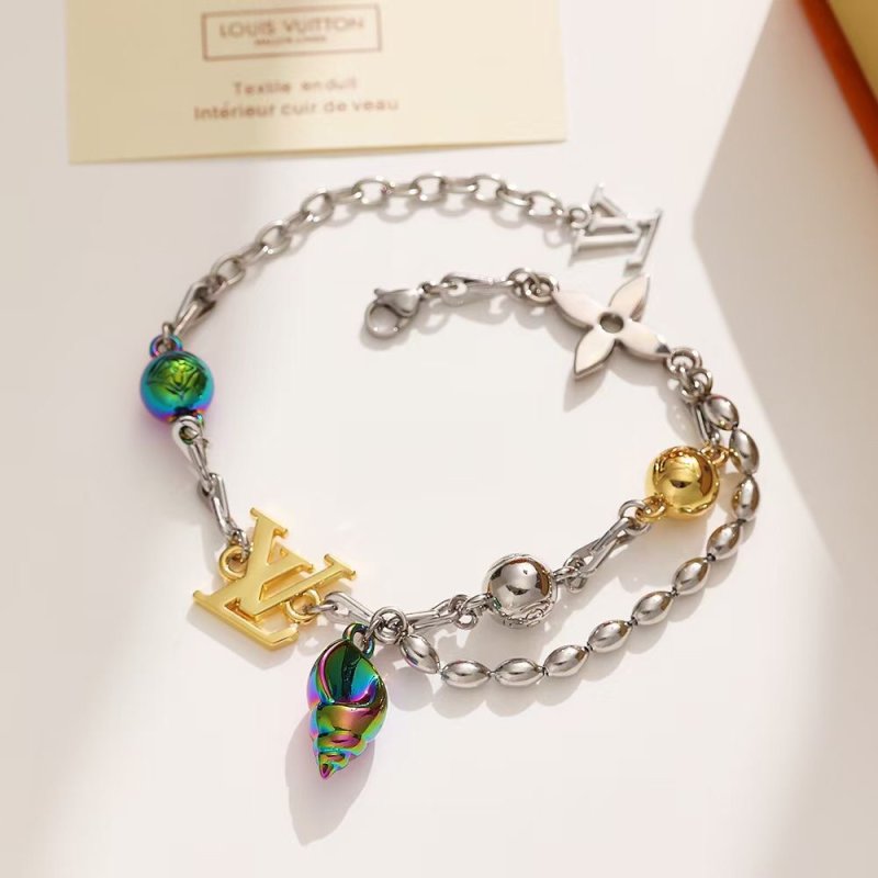 Louis Vuitton Shell Charm Necklace Silver Rainbow view