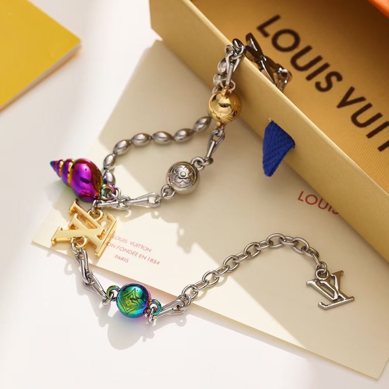 Louis Vuitton Shell Charm Necklace Silver Rainbow view