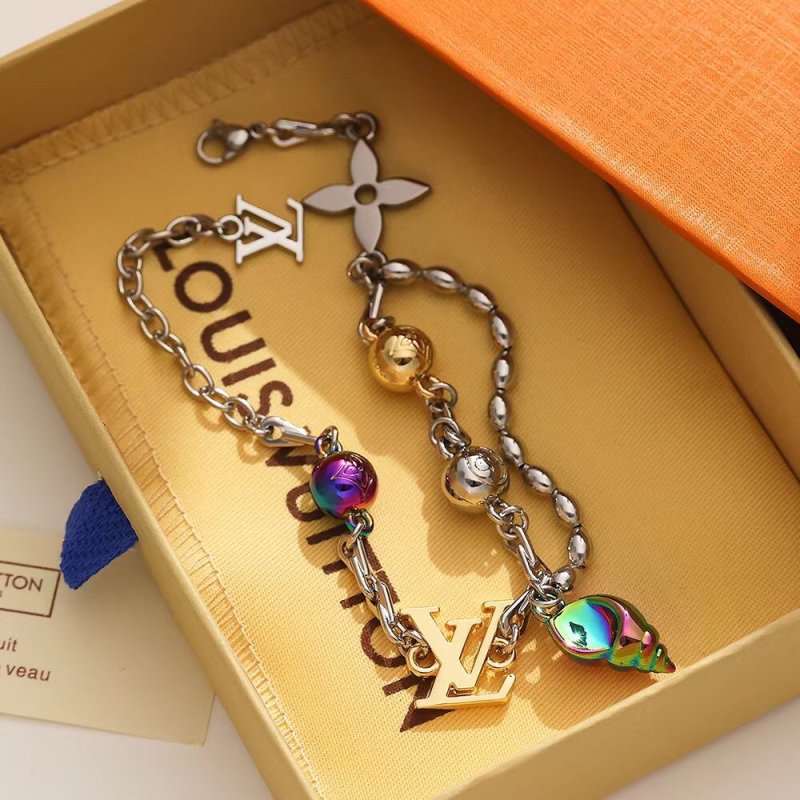 Louis Vuitton Shell Charm Necklace Silver Rainbow view