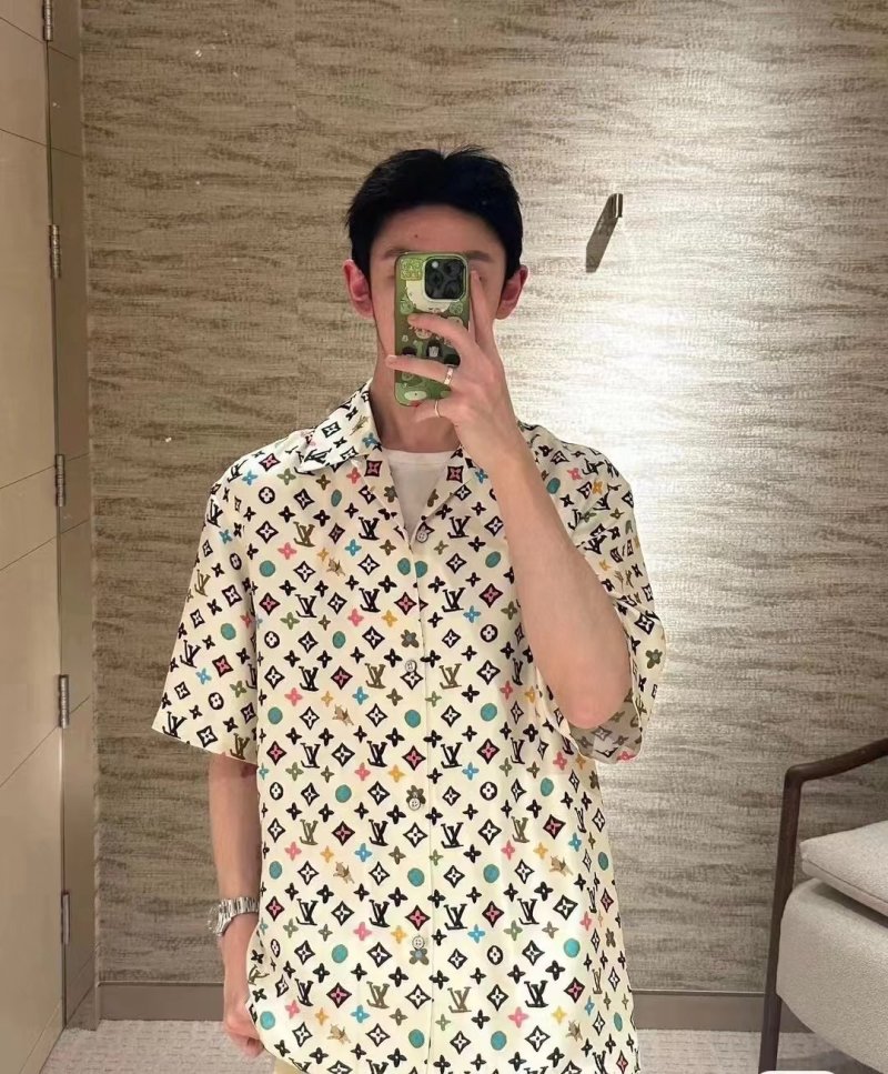 Louis Vuitton Monogram Vacation Shirt Cream view