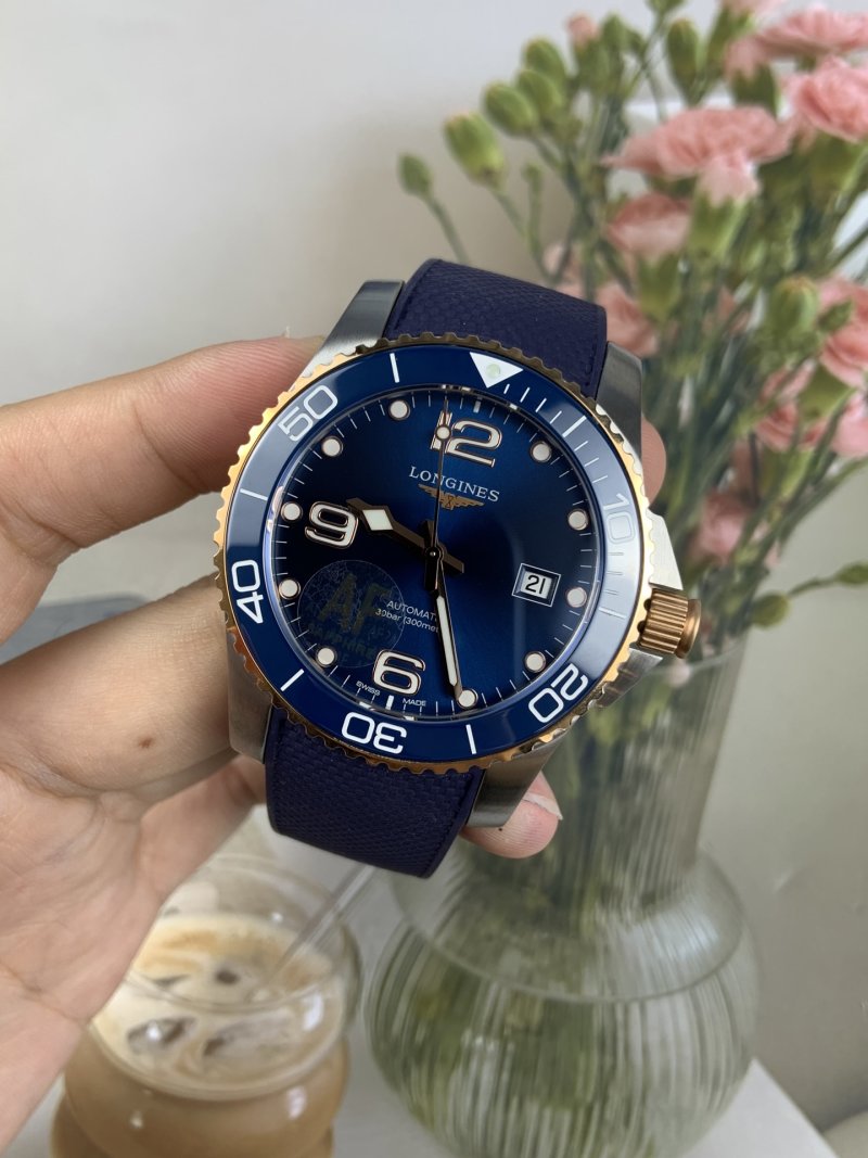 Longines HydroConquest Blue Dial Automatic Watch view