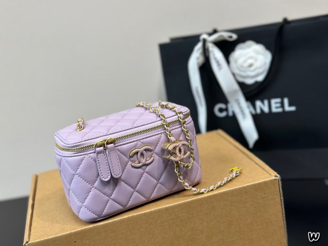 Chanel Quilted Enamel Box Bag Cream view