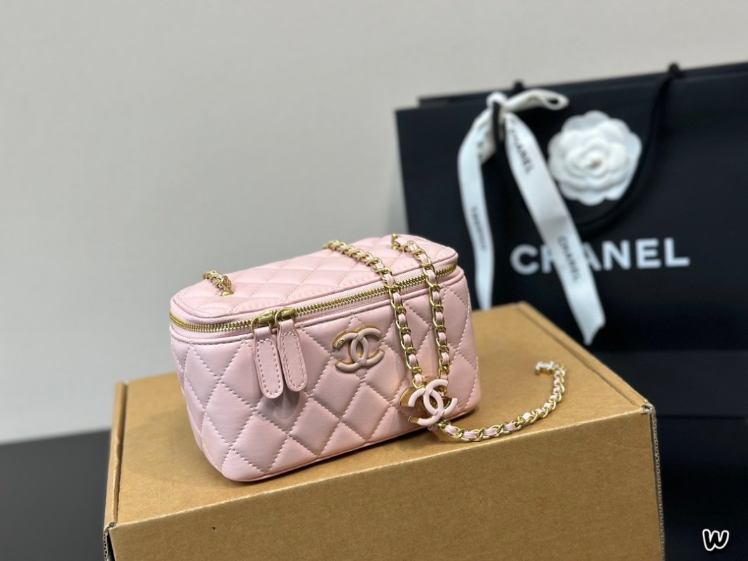 Chanel Quilted Enamel Box Bag Cream view