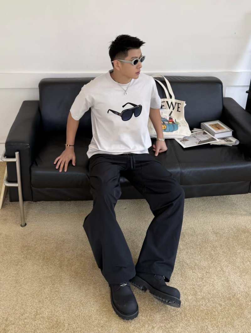 White Sunglasses Graphic Short Sleeve T-Shirt view