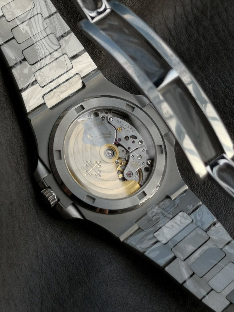 Patek Philippe Nautilus 5711 Steel Deep Blue Dial 40mm view