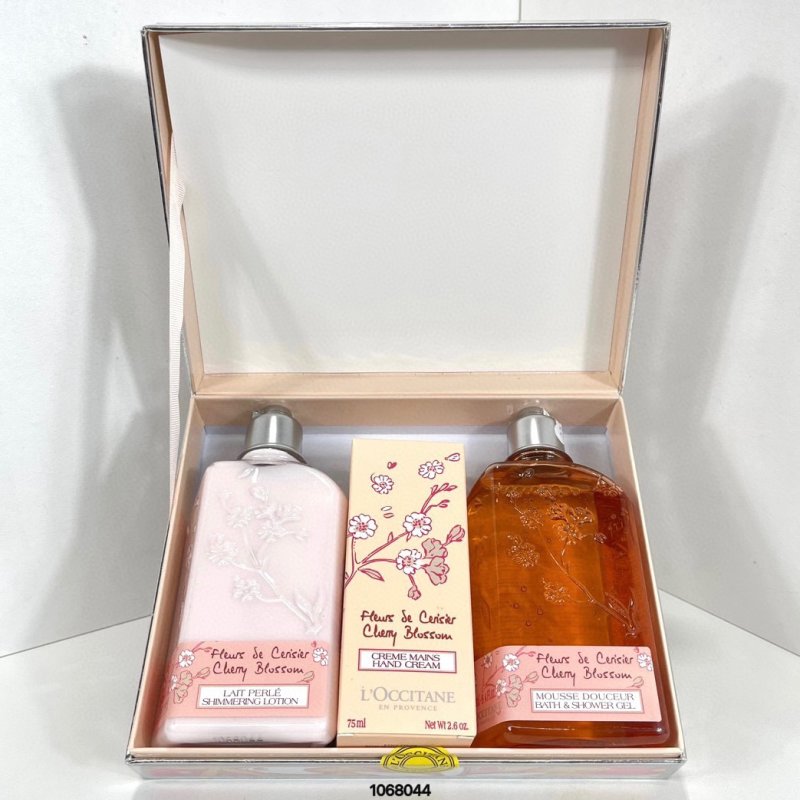 L'Occitane Cherry Blossom 3-Piece Gift Set view