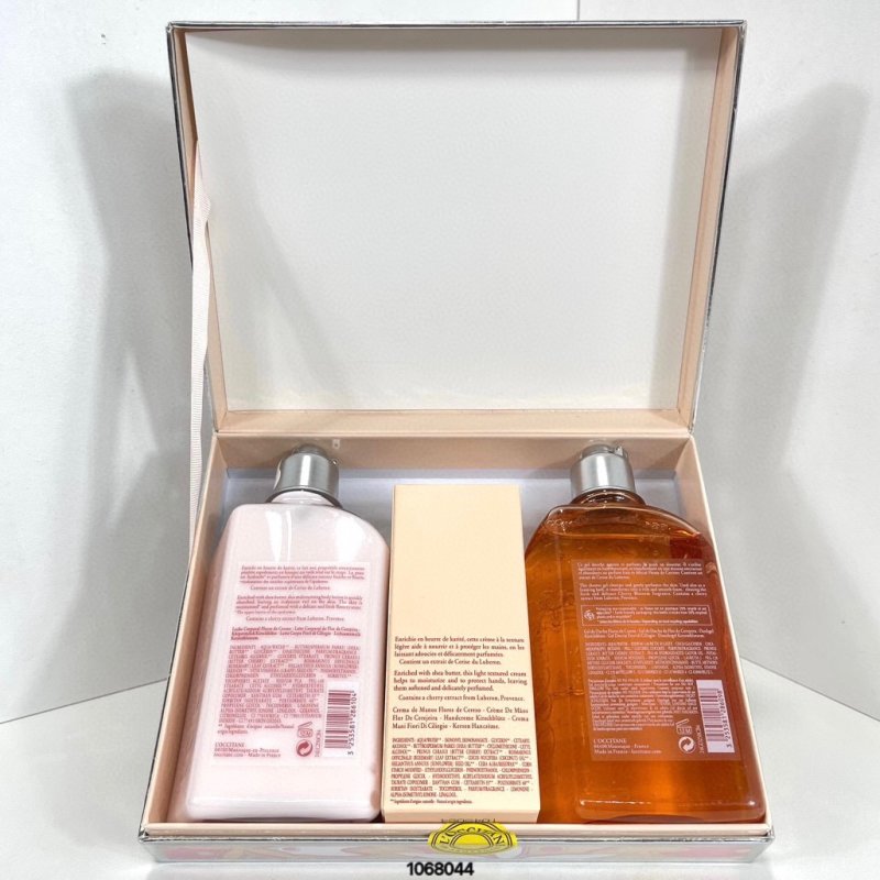 L'Occitane Cherry Blossom 3-Piece Gift Set view