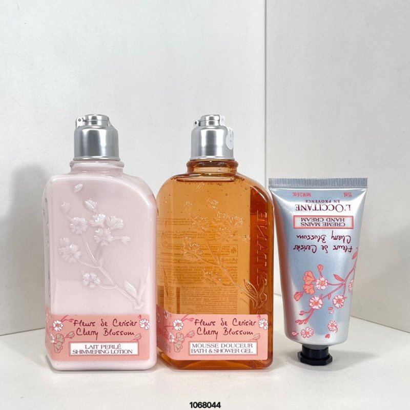 L'Occitane Cherry Blossom 3-Piece Gift Set view