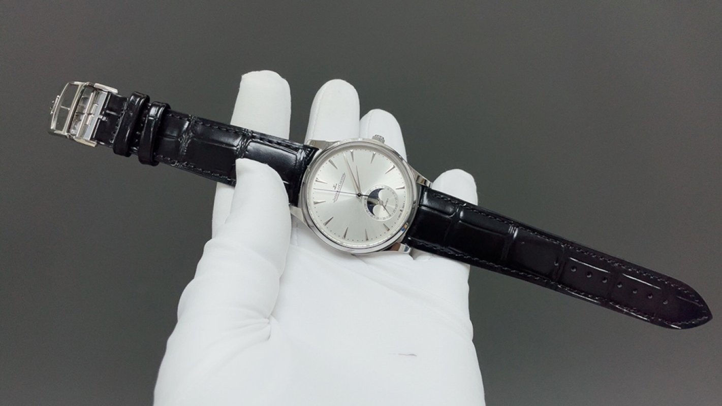 Jaeger-LeCoultre Master Ultra-Thin Moon Phase Silver Watch view