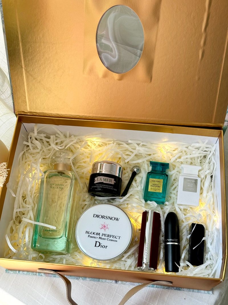 Dior Enchanted Forest Luxury Fragrance & Beauty Gift Set view
