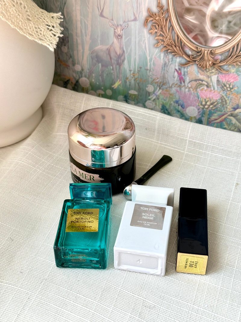 Dior Enchanted Forest Luxury Fragrance & Beauty Gift Set view