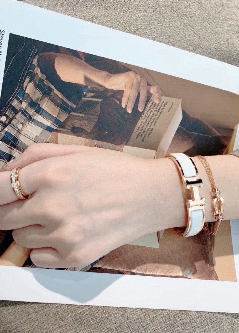 Hermès Enamel Bracelet White Gold-Tone view