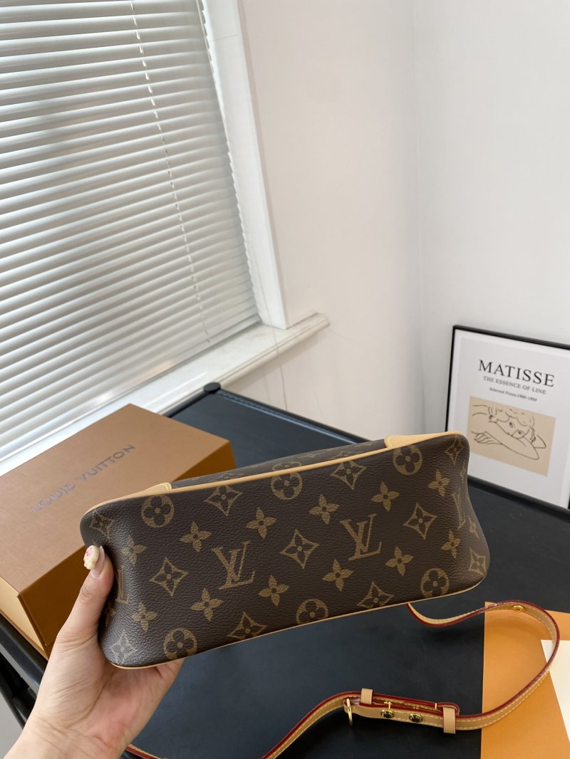 Louis Vuitton Monogram Canvas Shoulder Bag with Gold Chain Strap view