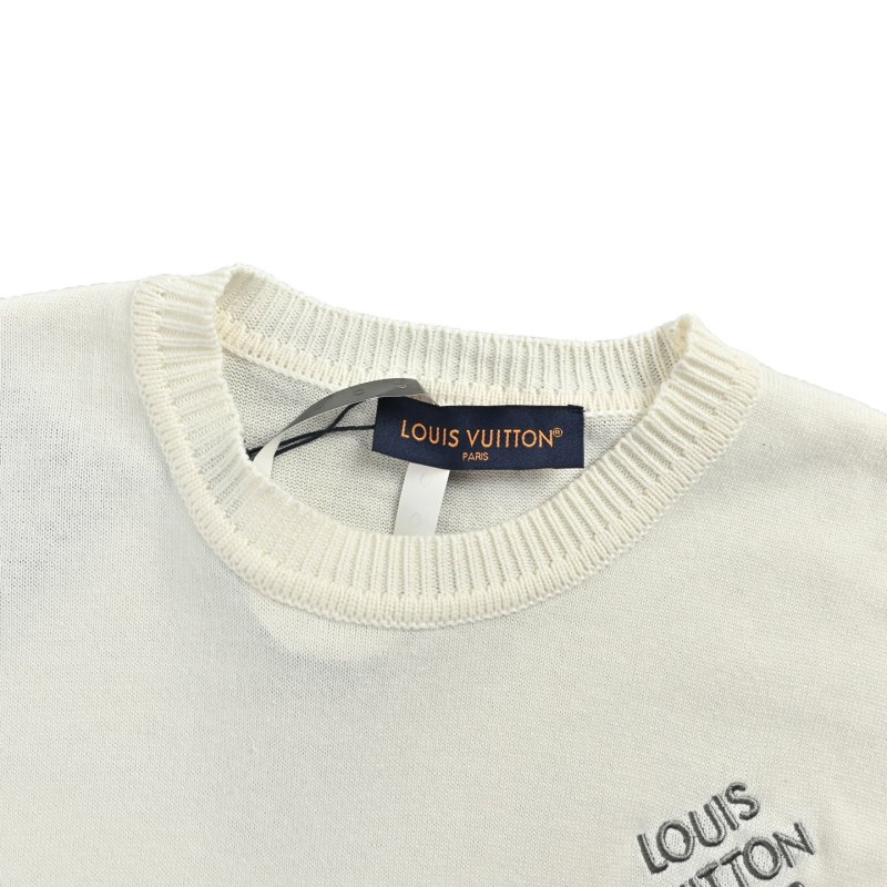 Cream Short Sleeve T-Shirt with Minimal Chest Logo view