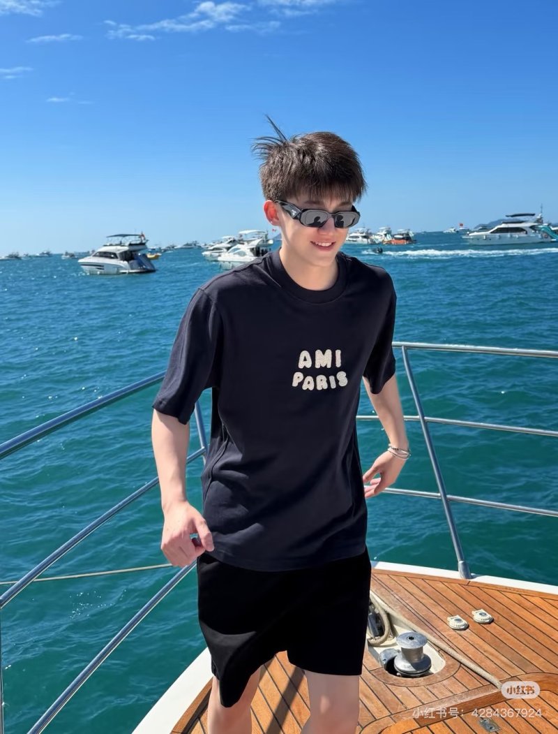 AMI Paris Black Logo T-Shirt