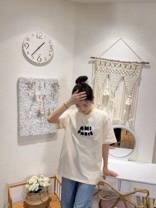 Ami Paris White Logo Short Sleeve T-Shirt view 7