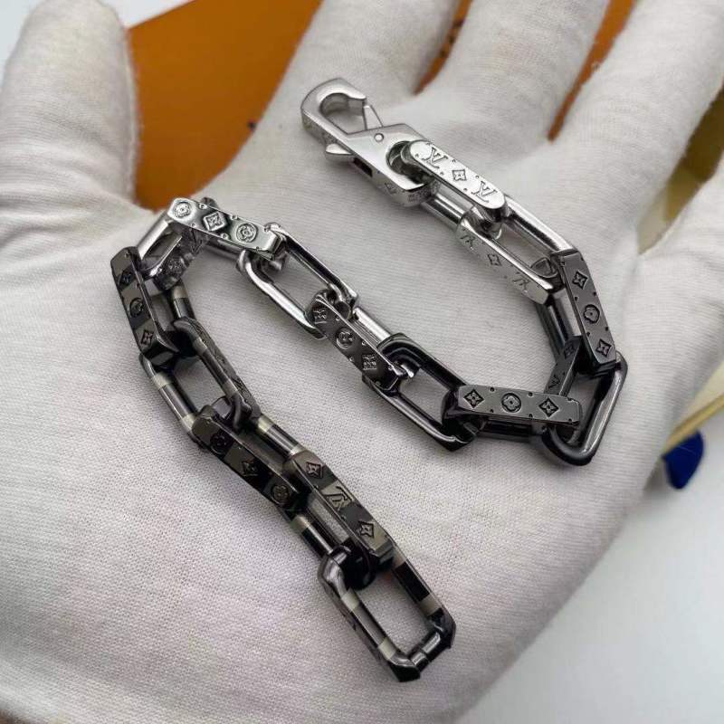 Louis Vuitton Bamboo Chain Bracelet Black Silver view