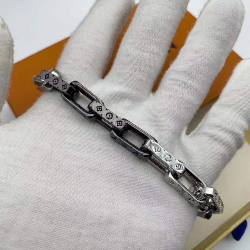 Louis Vuitton Bamboo Chain Bracelet Black Silver view