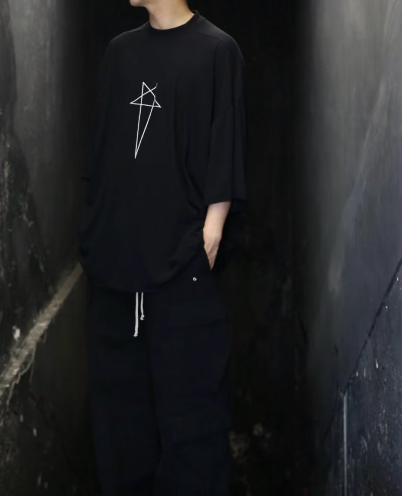 Black Oversized Cross Star Graphic T-Shirt view