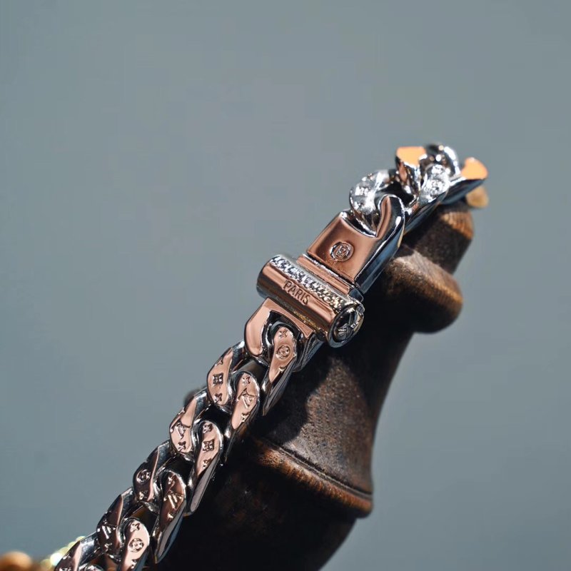 LV Multicolor Chain Links Necklace view