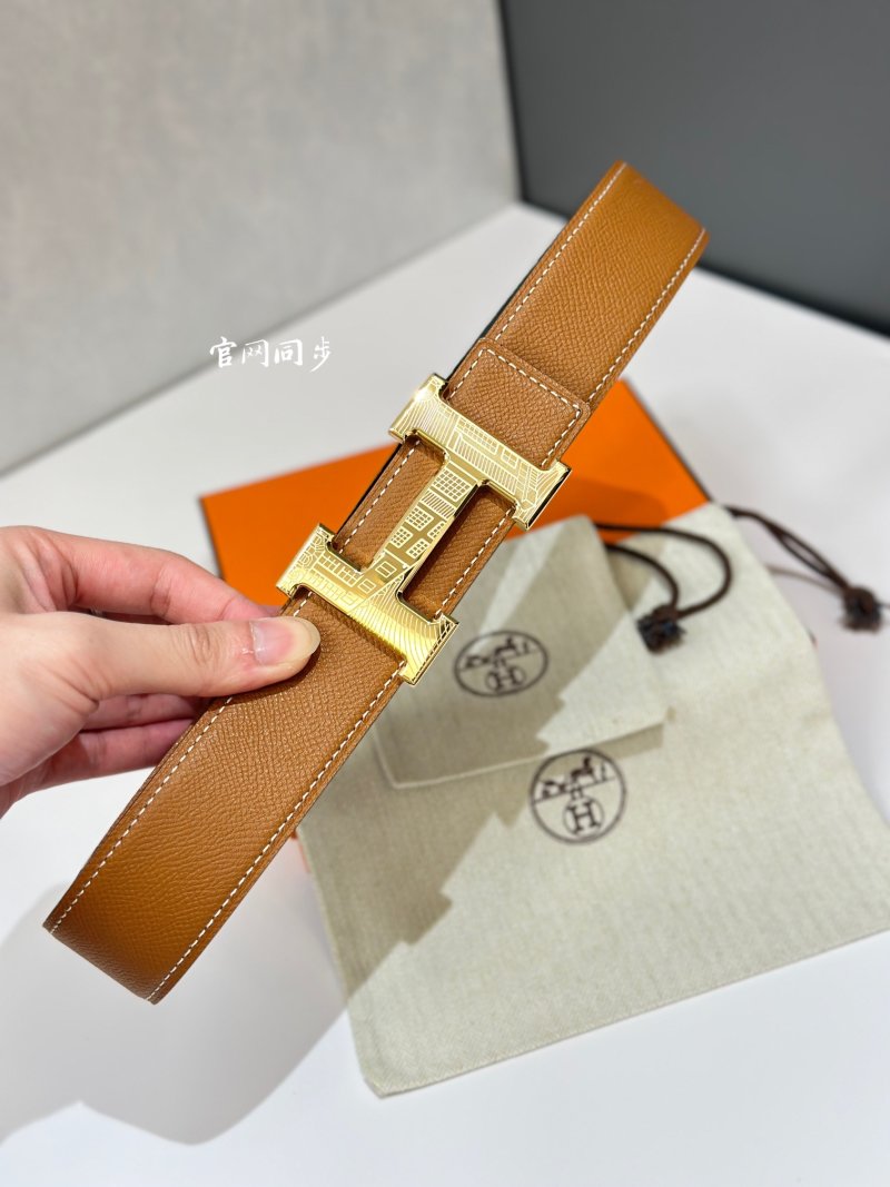 Hermès Faubourg Reversible Leather Belt Buckle 38mm view