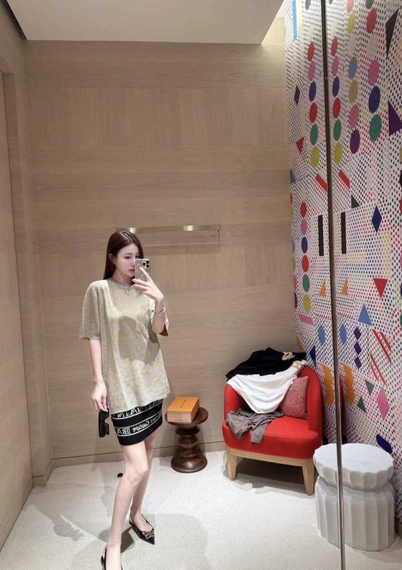 Grey & Gold Floral Print Short Sleeve T-Shirt view