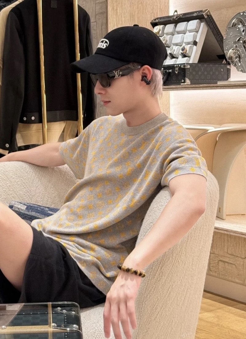 Grey & Gold Floral Print Short Sleeve T-Shirt view